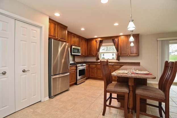 Building Photo - 5006 W Oakwood Dr