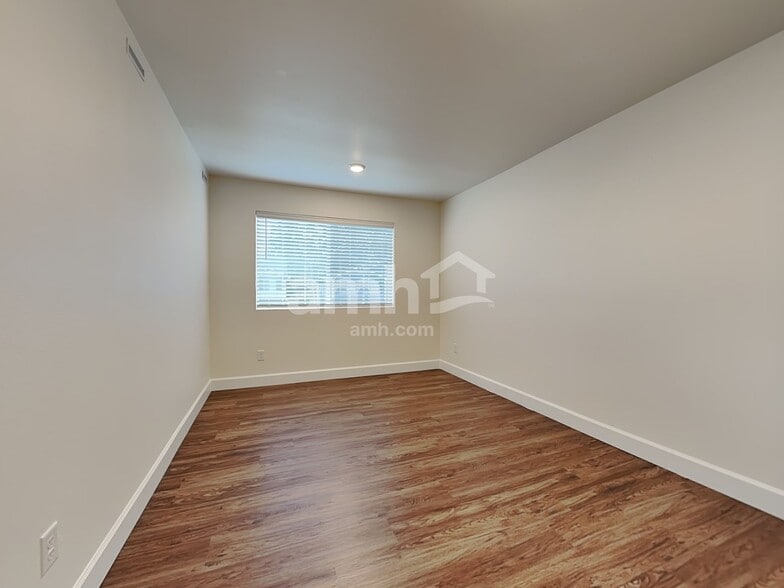 Building Photo - 4229 177th St E