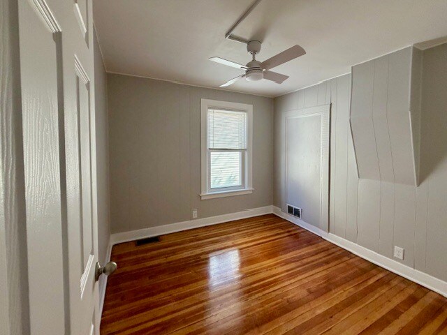 Building Photo - 609 1st St