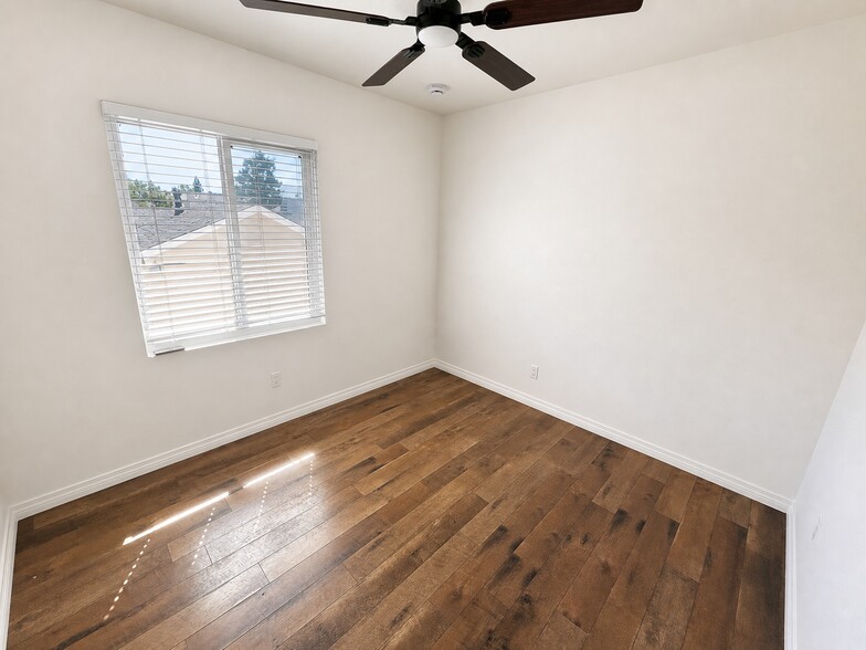 Building Photo - 28561 Foxboro Ln