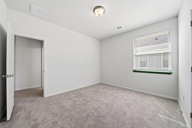 Building Photo - 478 Eclipse Dr