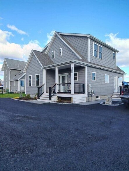 Building Photo - 160 S Jerry Cove
