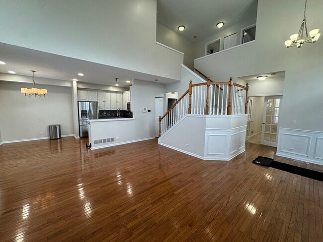 Building Photo - 3029 Peachtree Cir