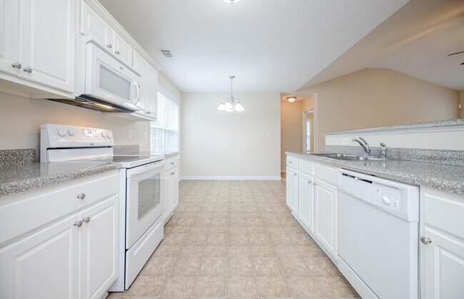 Building Photo - 272 High Meadows Cir
