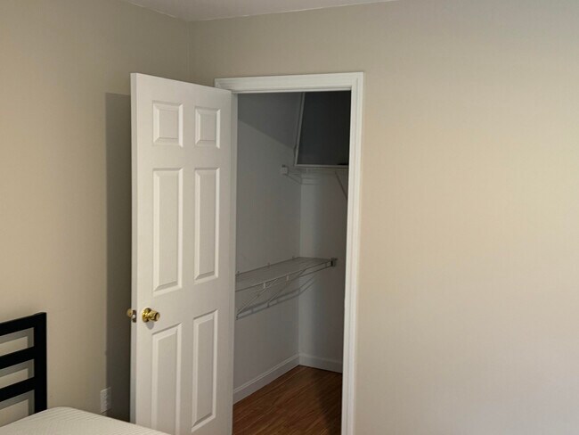 Walkin Closet - 235 Upper Pleasant Valley Rd