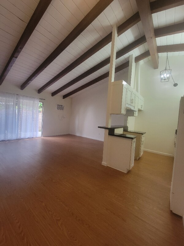 Building Photo - 7340 Ventura Canyon Ave