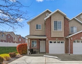 Building Photo - 10542 Sage Flats Way