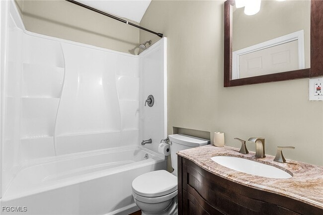 Building Photo - 135 Delmar Ave