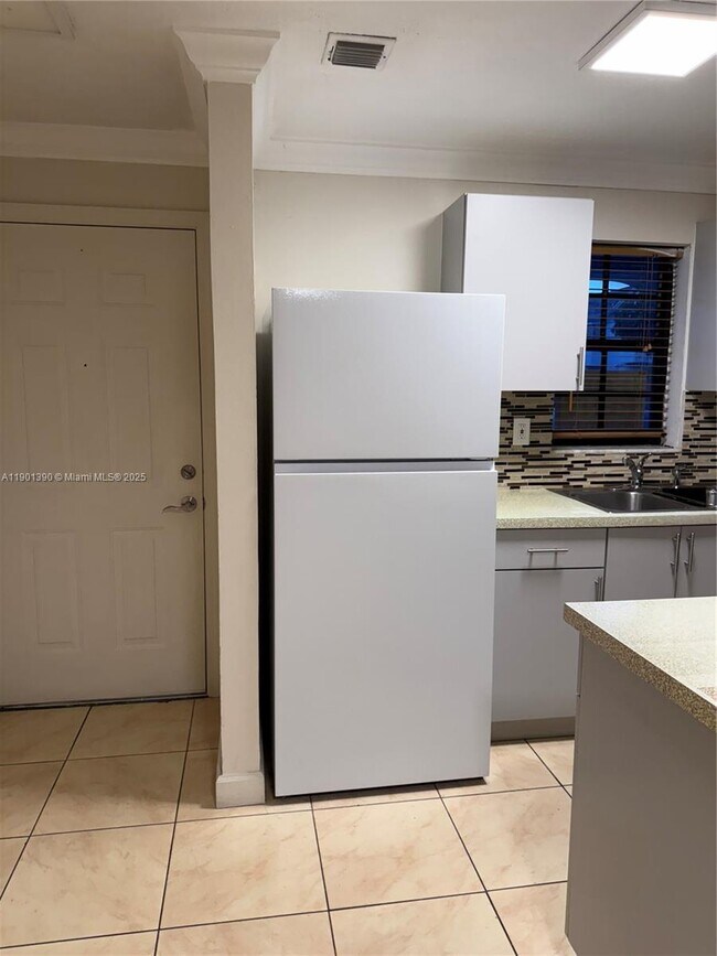 Building Photo - 12045 SW 18th St