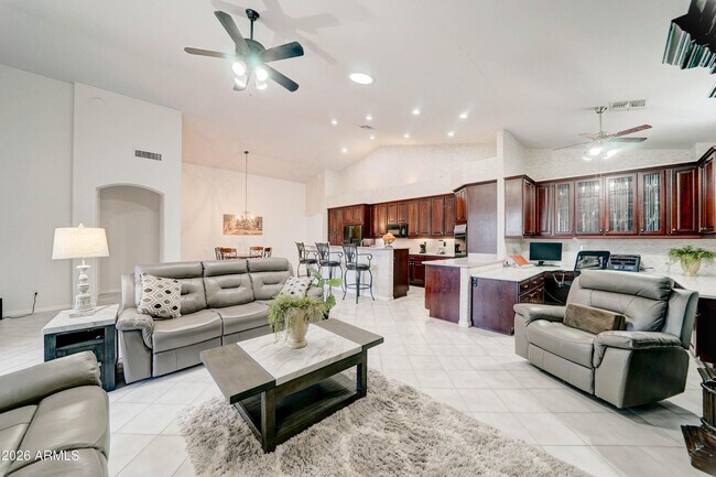 Building Photo - 14137 W Green Hollow Terrace