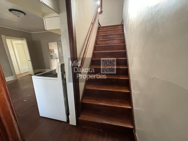 Building Photo - 735 S Wisconsin- 5 bedroom, 2 bathroom house