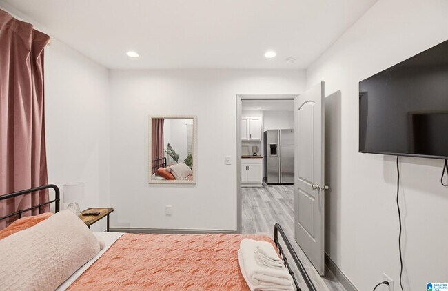Building Photo - 4902 3rd Ave S