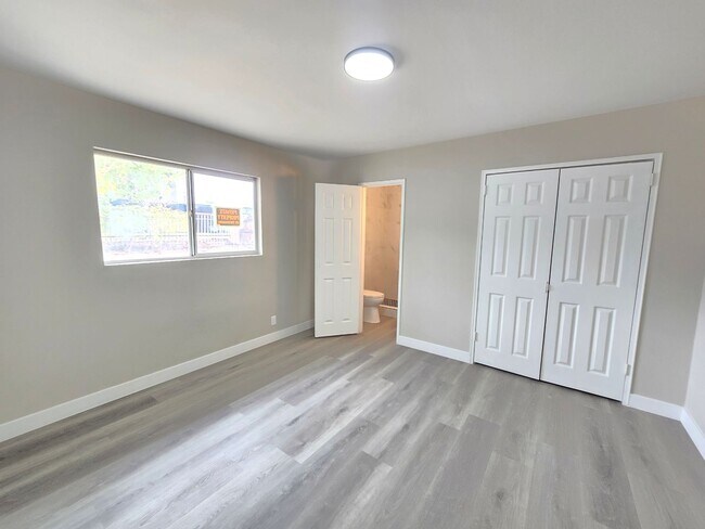 Building Photo - 44414 Andale Ave