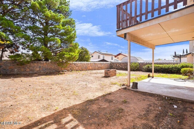 Building Photo - 5224 Roger Maris Dr