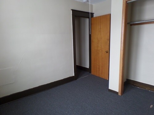 Building Photo - 2402 Cleveland Ave