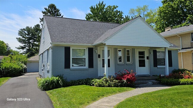 Primary Photo - 1046 Grace St