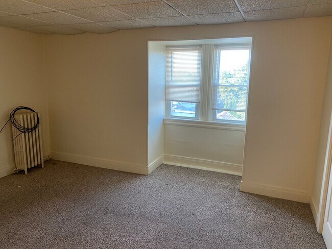 Building Photo - 513 Weidman St
