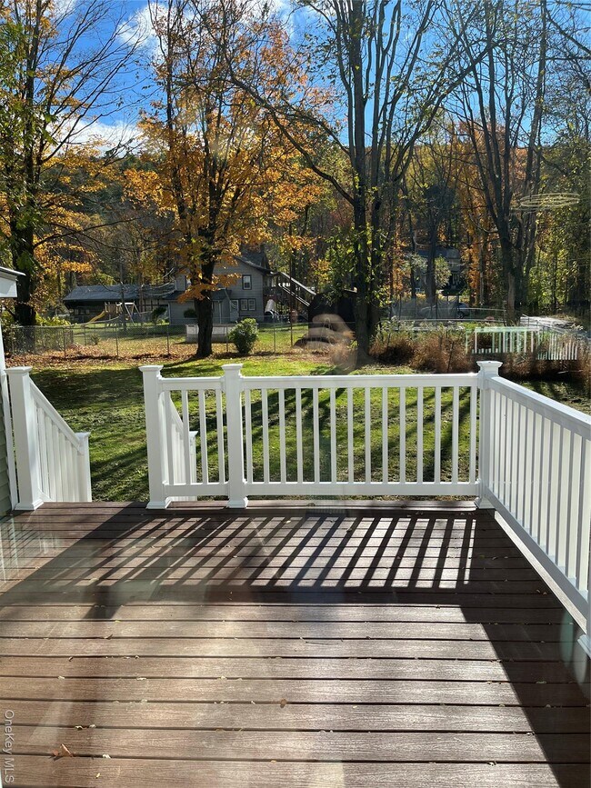 Building Photo - 148 Port Ben Rd