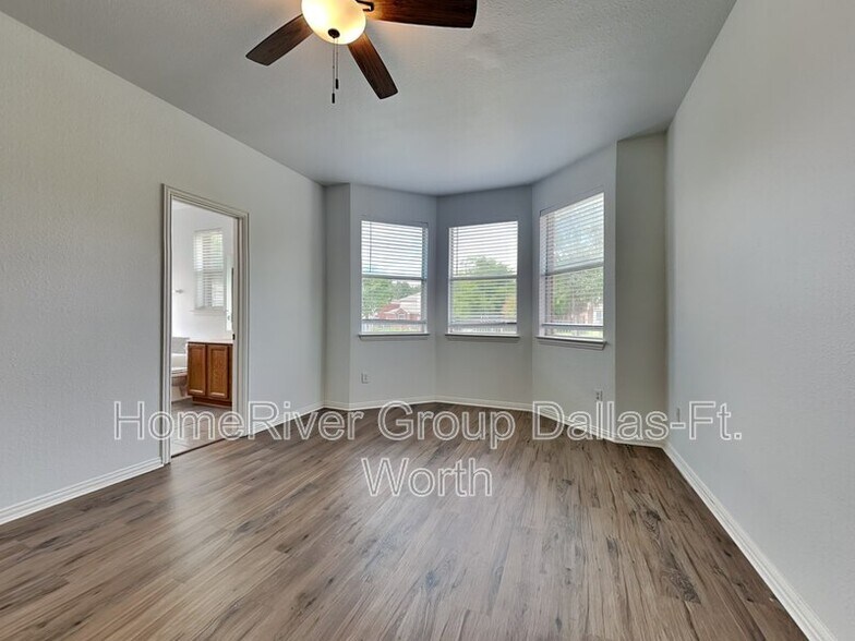 Building Photo - 11528 Henderson Dr