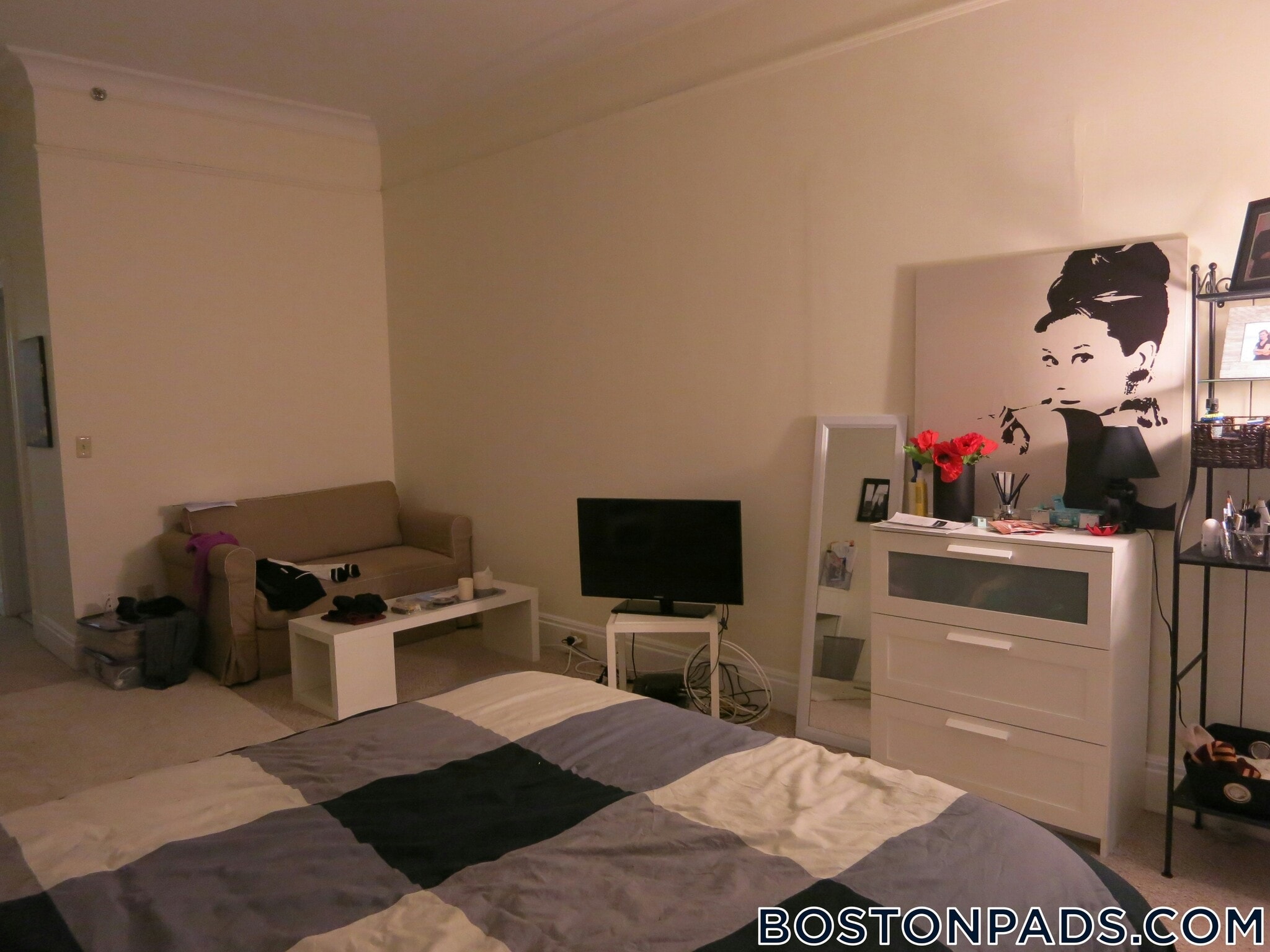 Building Photo - 62 Boylston St