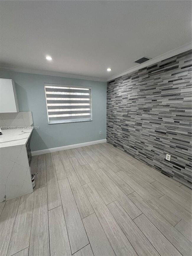 Building Photo - 15250 SW 134th Pl