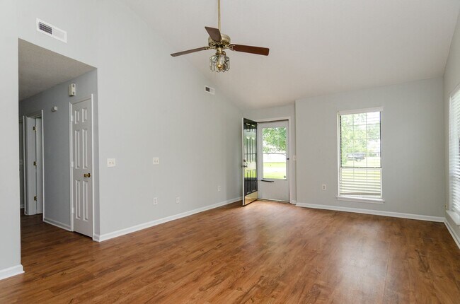 Building Photo - 4312 Watson Dr