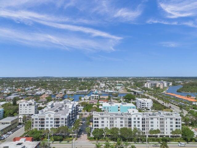 Building Photo - 191 S Ocean Dr