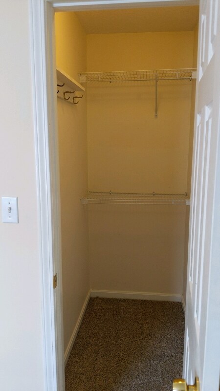 Building Photo - 103 E Park Pl