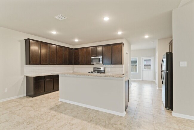 Building Photo - 8907 Arundal Garden