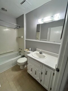 Master Bath - 824 S 6th St
