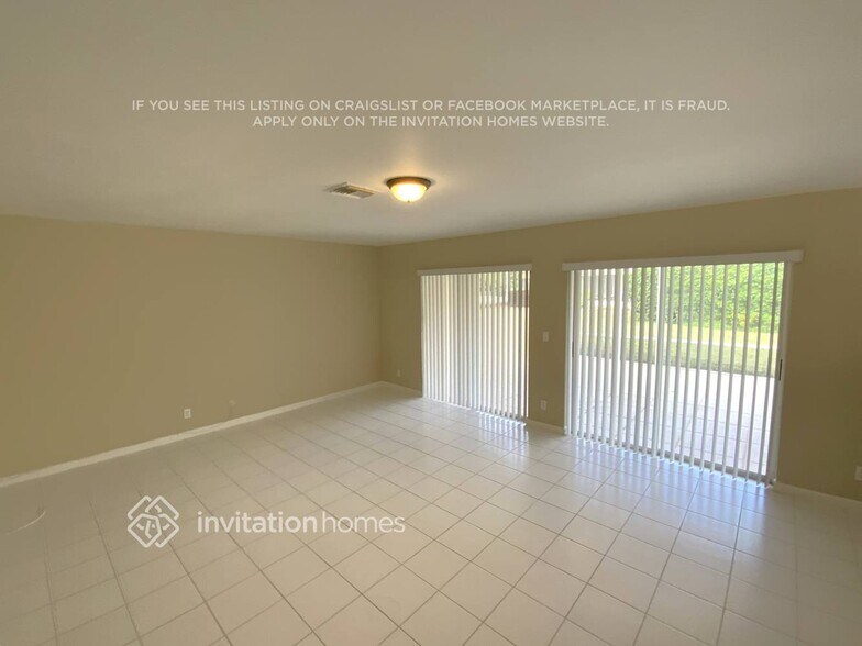 Building Photo - 18152 Blue Lake Way