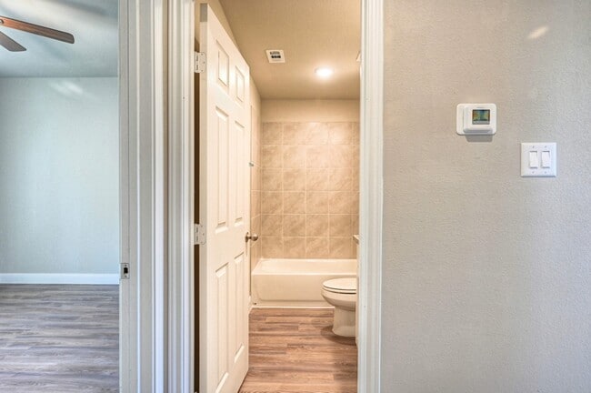 Building Photo - 9638 WARM Spgs