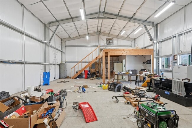 Building Photo - 30535 Rd 400