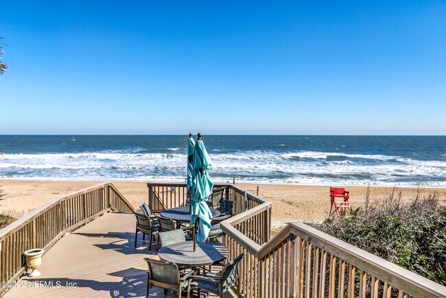 Building Photo - 649 Summer Pl