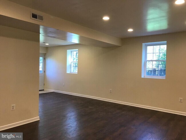 Building Photo - 13447 Chris Mar Ct