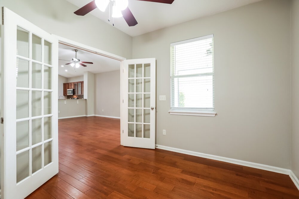 Building Photo - 9565 Bembridge Mill Dr