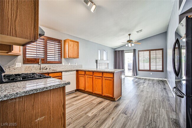 Building Photo - 9351 W Snow Flower Ave