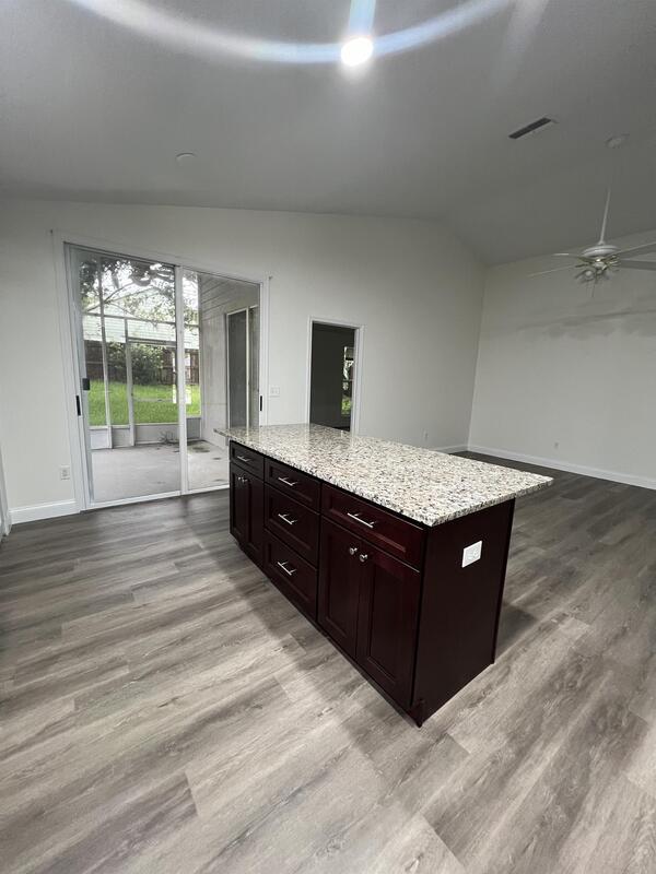 Building Photo - 1665 Slash Pine Pl