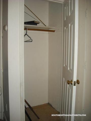 Building Photo - 501 E Broadway