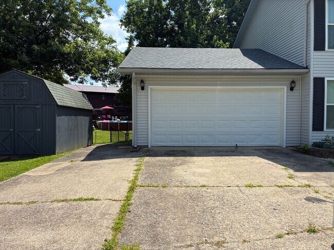 Building Photo - 964 Timberwood Dr