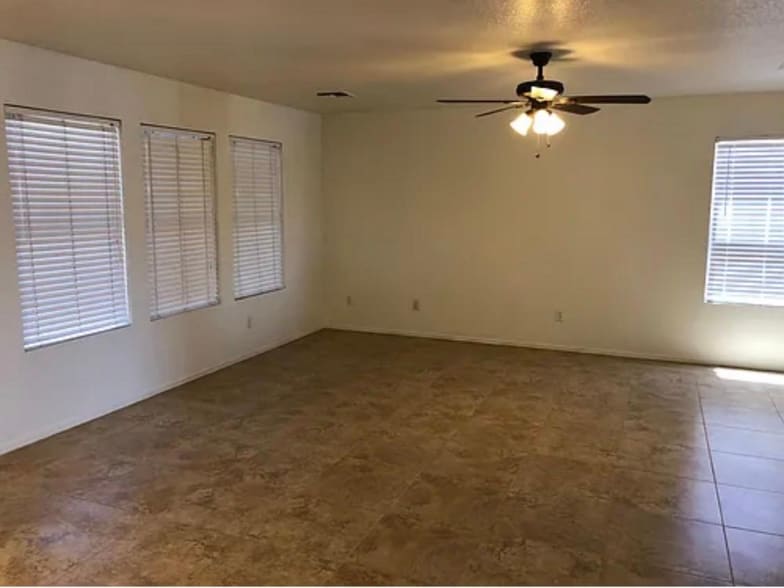 Building Photo - 1293 S Bridgegate Dr