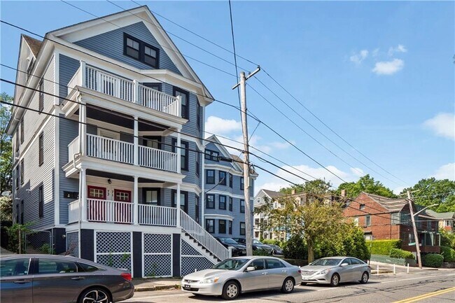 Building Photo - 71 Olney St