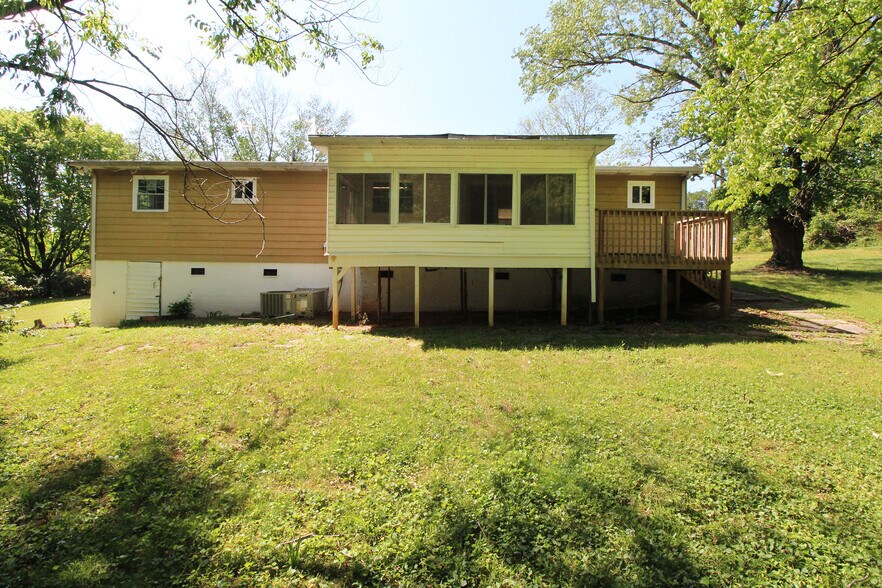 Building Photo - 1940 Harris Rd