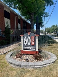 Building Photo - Updated 1 bed / 1 bath apartment - 60 West...