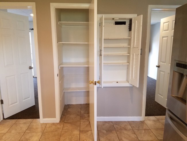 In-kitchen pantries - 100 Manning Pl