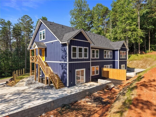Building Photo - 111-113 Shannandoah Dr