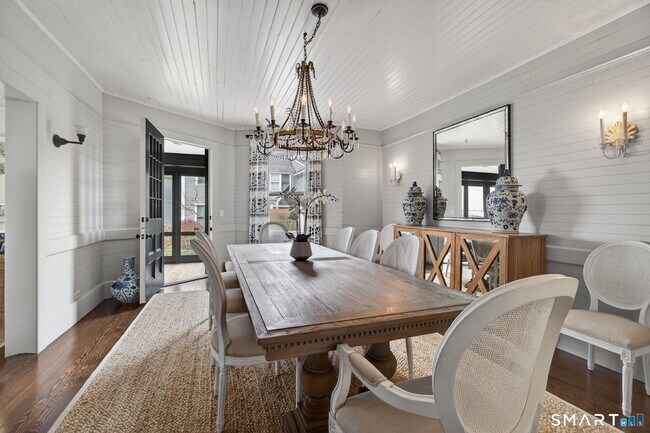 Building Photo - 28 Fenwick Ave