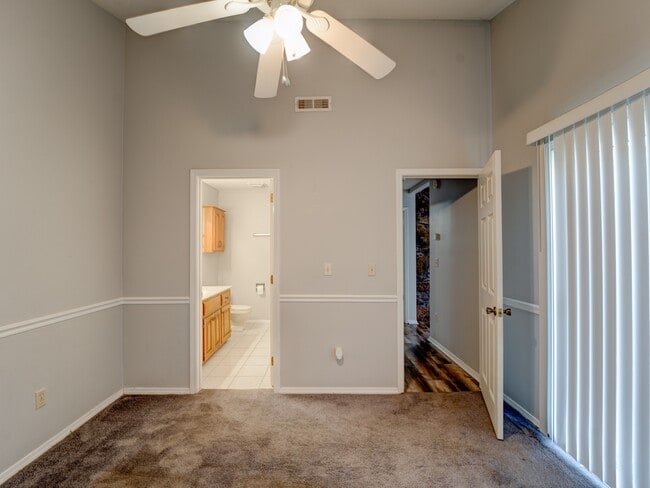 Building Photo - 13843 Turnberry Ln
