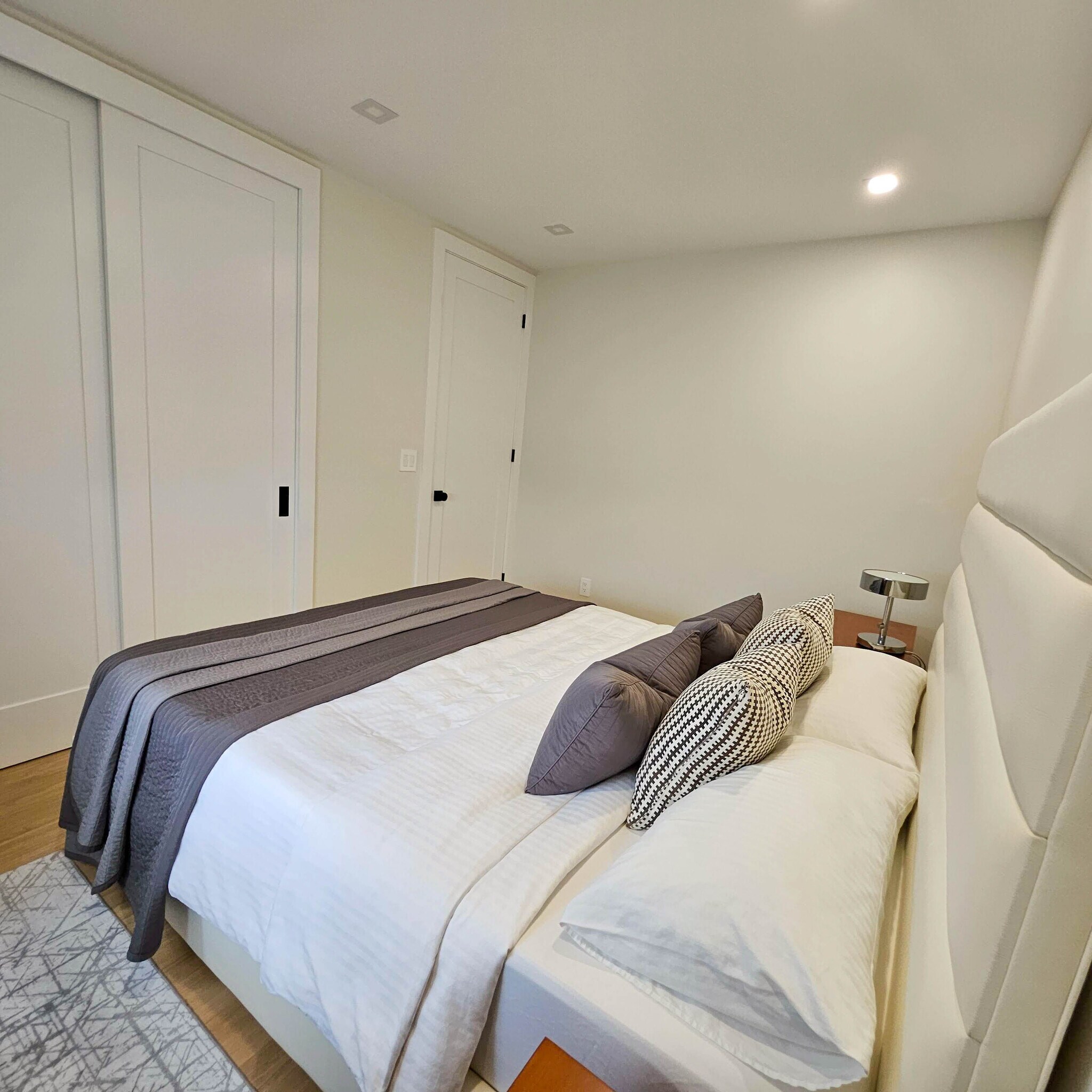 Building Photo - 3239 46th St