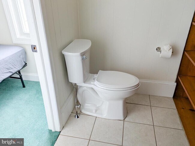 Building Photo - 130 7th Ave